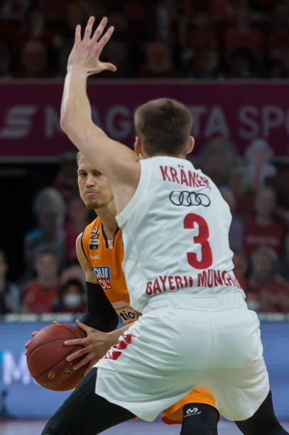 起了智利足 起了智利足