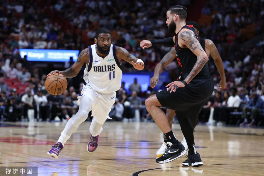 高空球争夺 高空球争夺