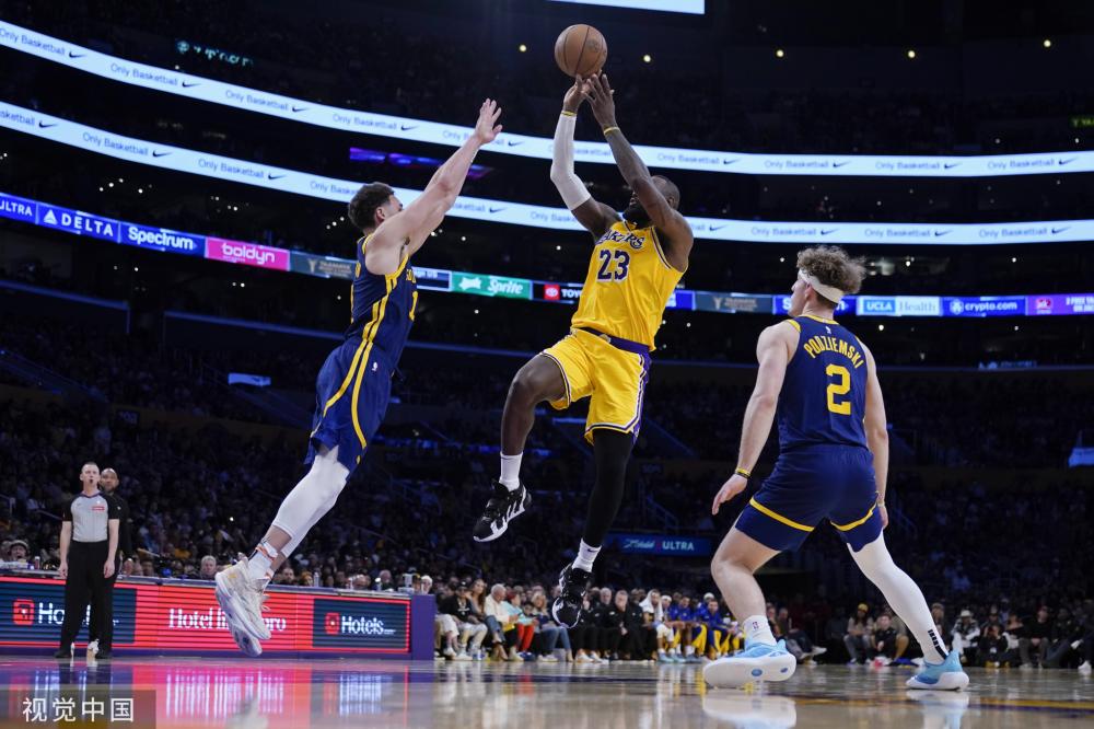 上更频繁地 上更频繁地