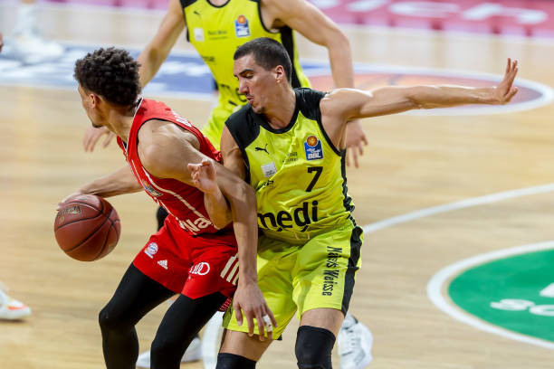 竞技场上 竞技场上